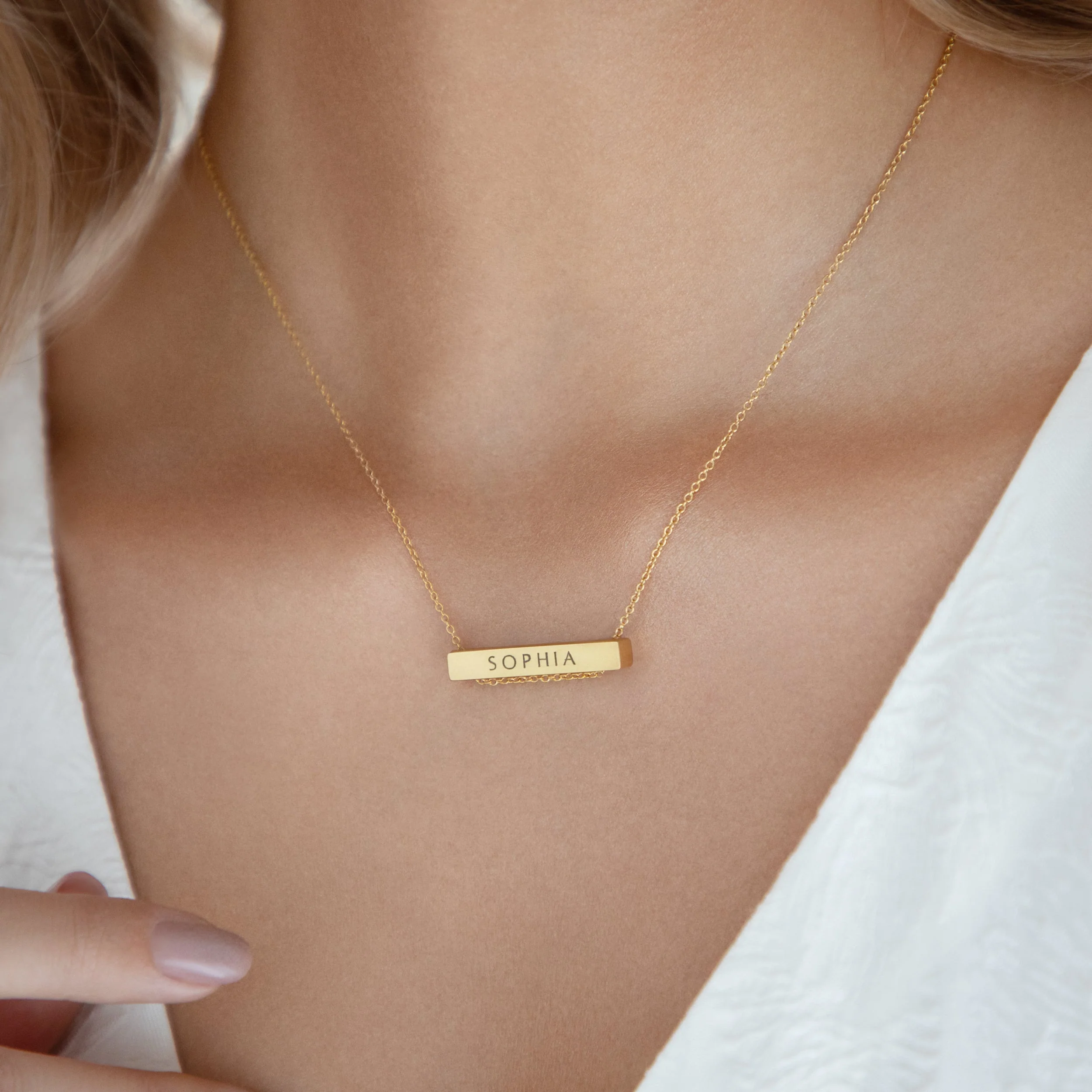 3cm Letter Bar Necklace in Gold Horizontal - Image 4
