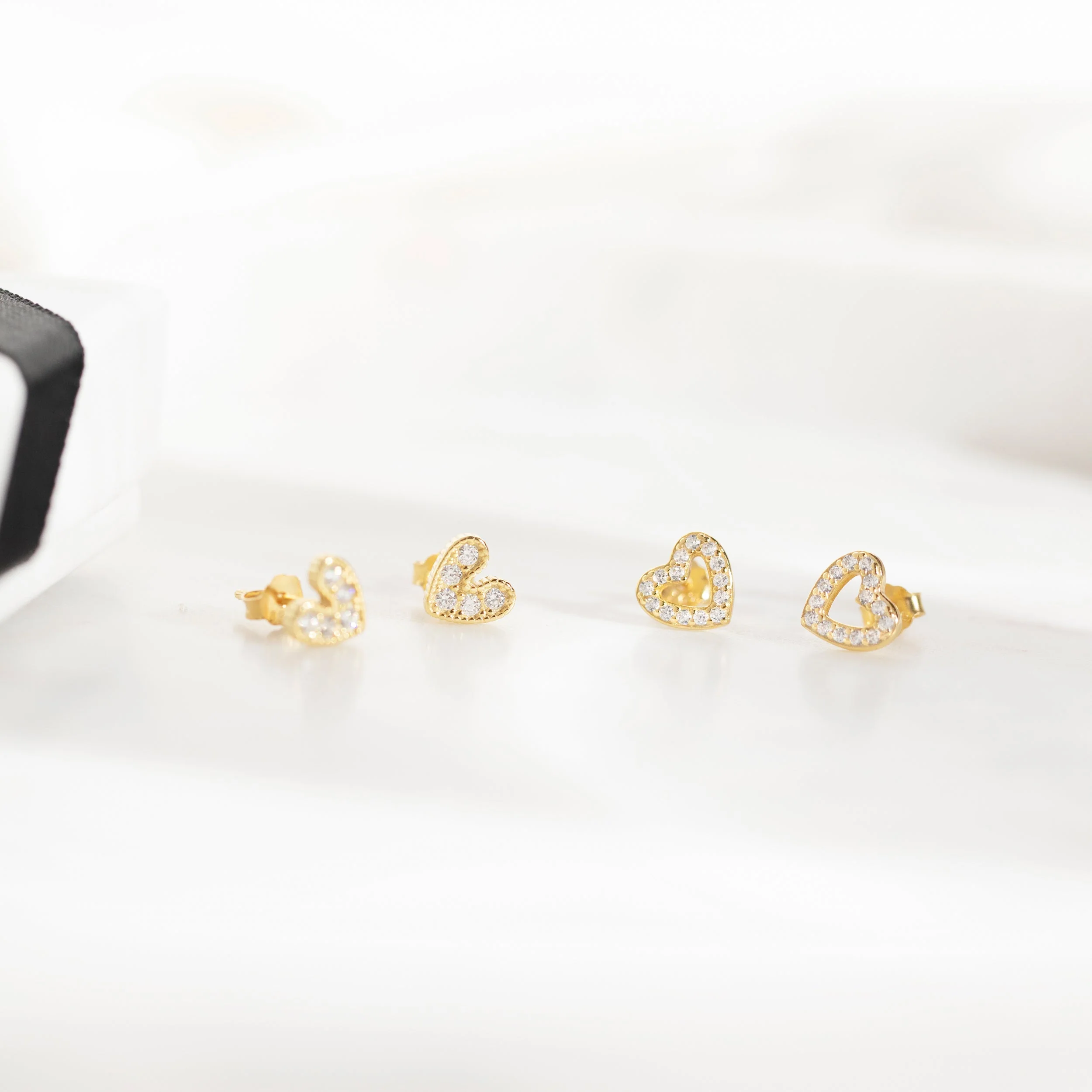 Mi Amor Stud Earring in Gold - Image 6