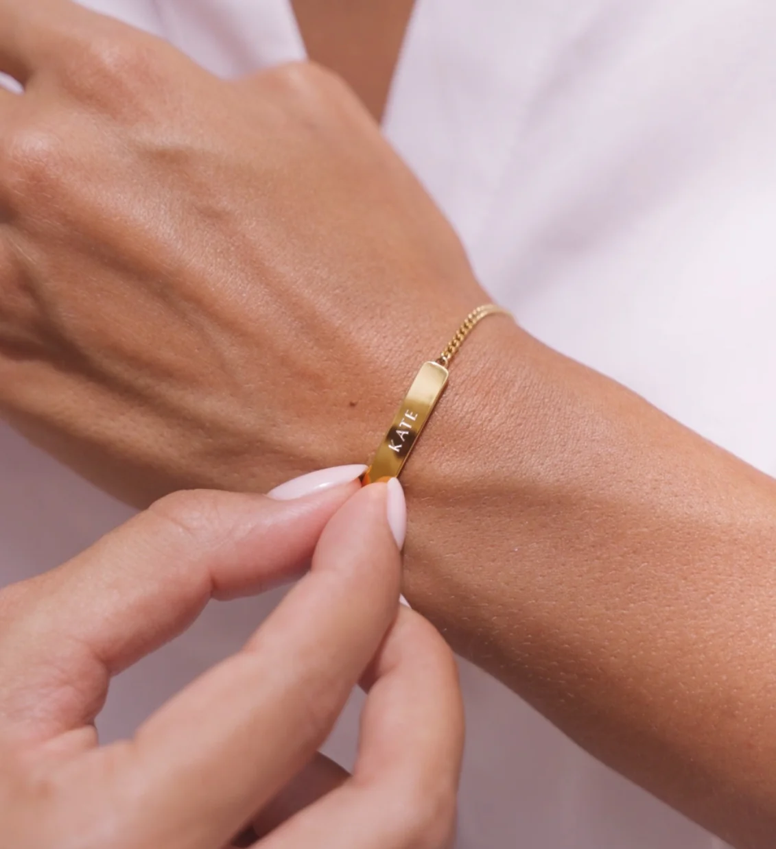 Personalised Matching Set 3cm Letter Bar & Engraved Bracelet in Gold - Image 9